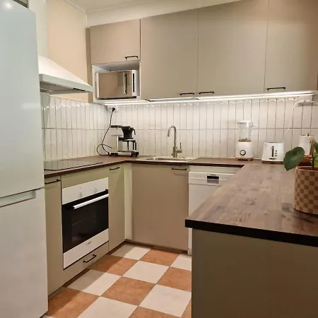 Cozy Two-room With A Sauna And A Private Yard - Free Parking Oulu